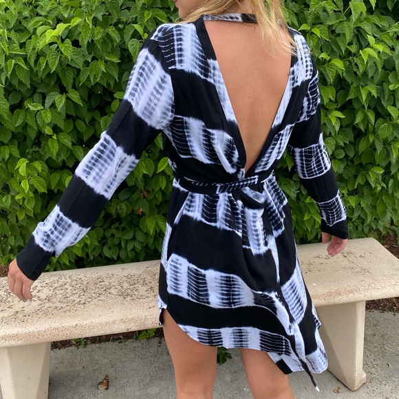 Line & Dot Tie Dye Wrap Dress - Picture 5 of 6